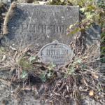Stetri Mór sírja a temetőben 2022. április 30.